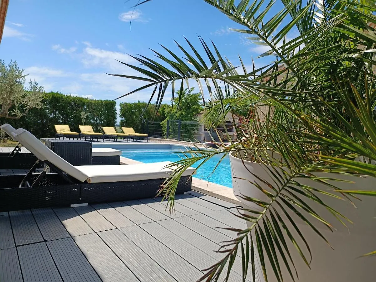 La Maison De Celine Beaumes-de-Venise Holiday home