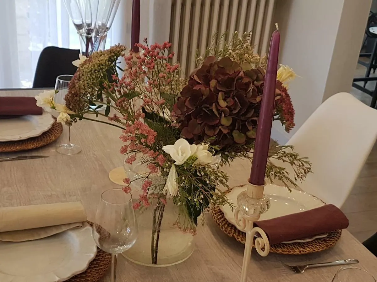 La Maison De Celine Бом-де-Вениз